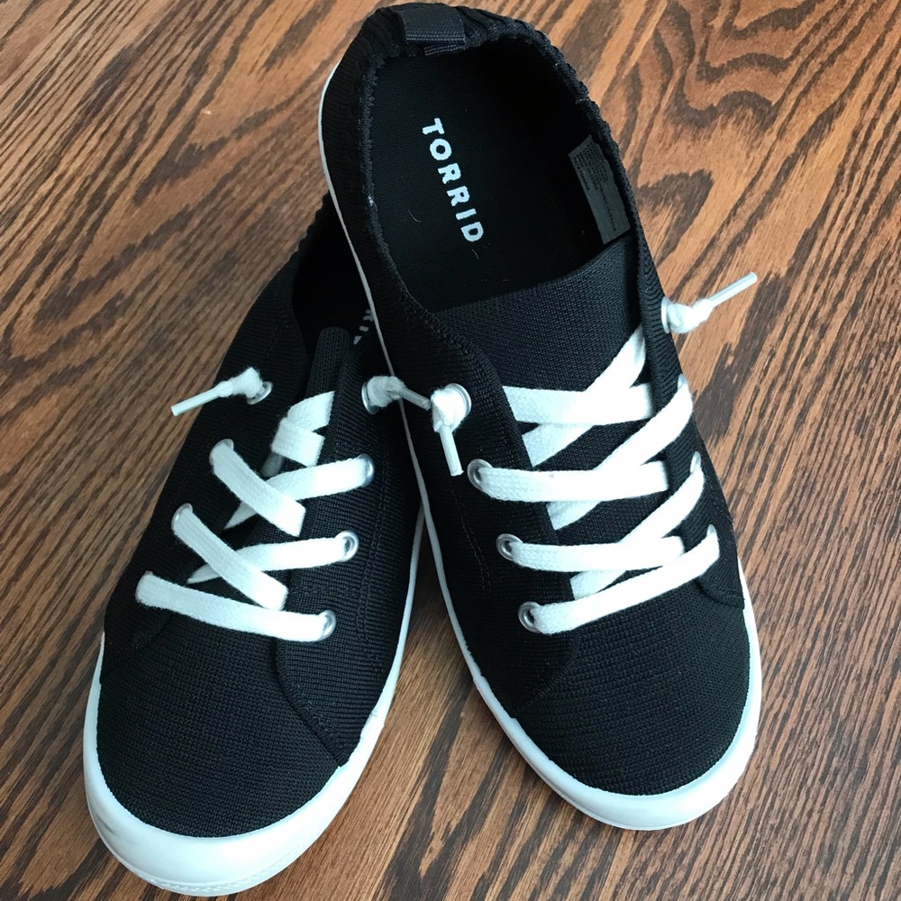 Torrid - RILEY - BLACK STRETCH KNIT RUCHED SNEAKER - 8WW